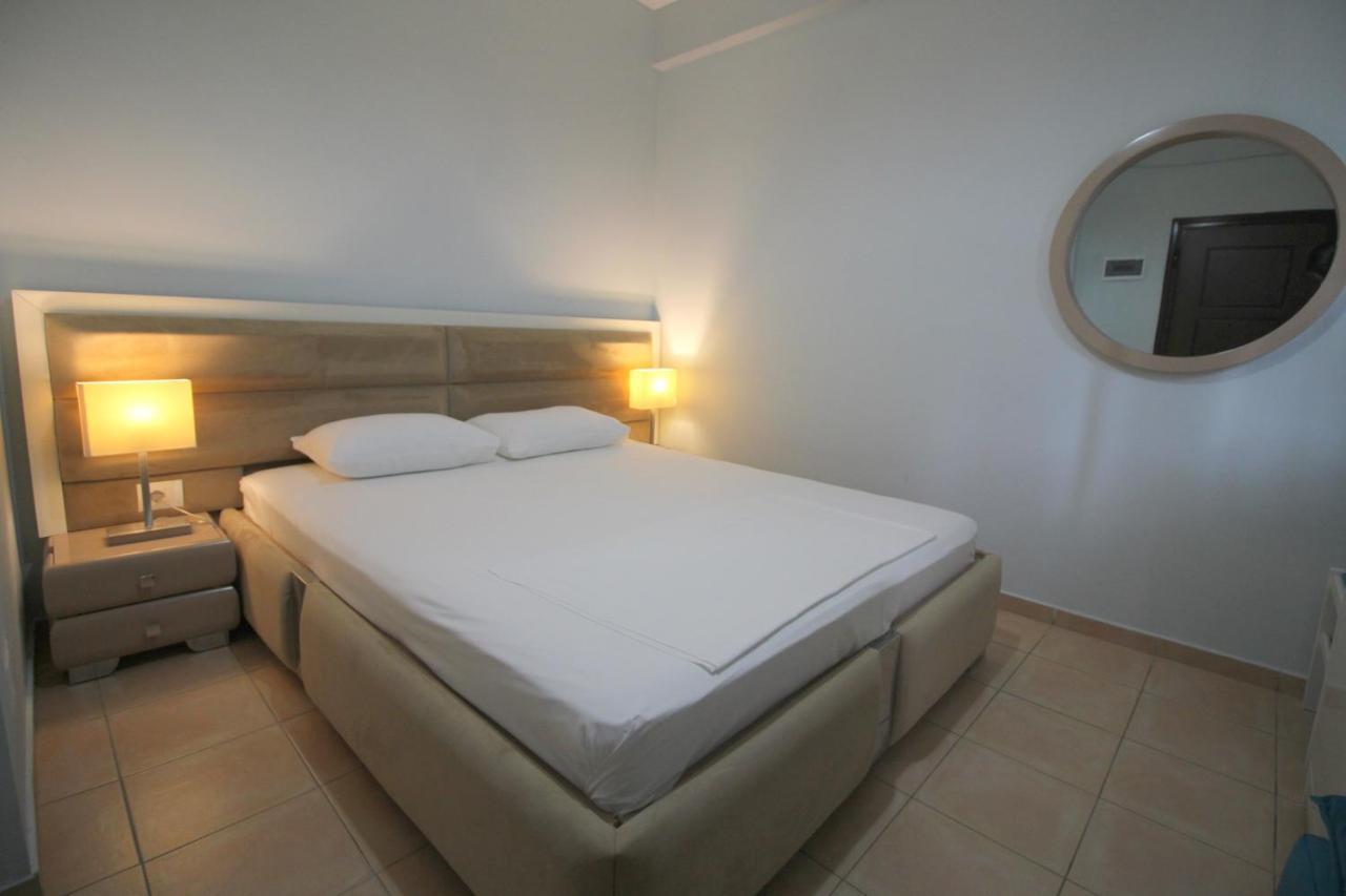 Murati Suites Sarande Sarandë Exterior foto